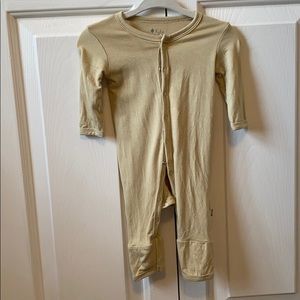 Kyte baby button romper